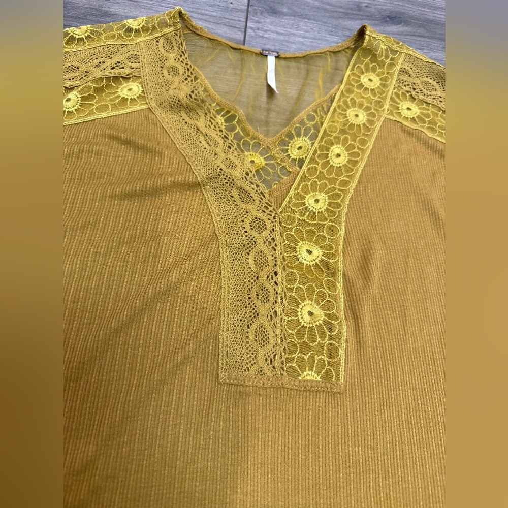 NWT - Free People Women's Mustard Yellow Blouse - Size Small - Picture 6 of 7